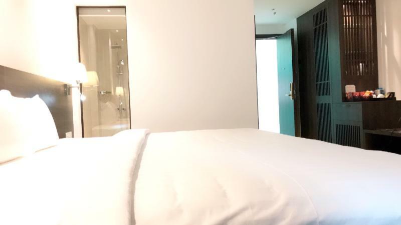 Elizabeth Hotel Thu Dau Mot Eksteriør bilde